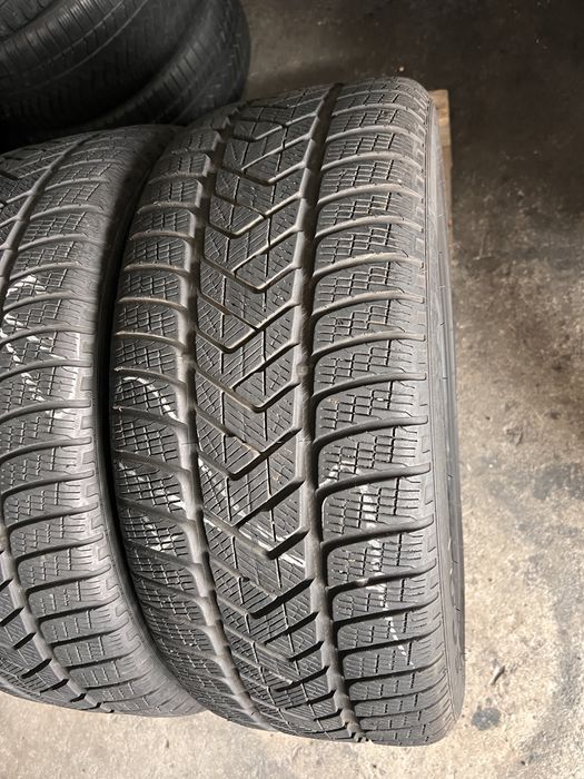 2 anvelope iarna 255/45/20 , Pirelli , 6 mm