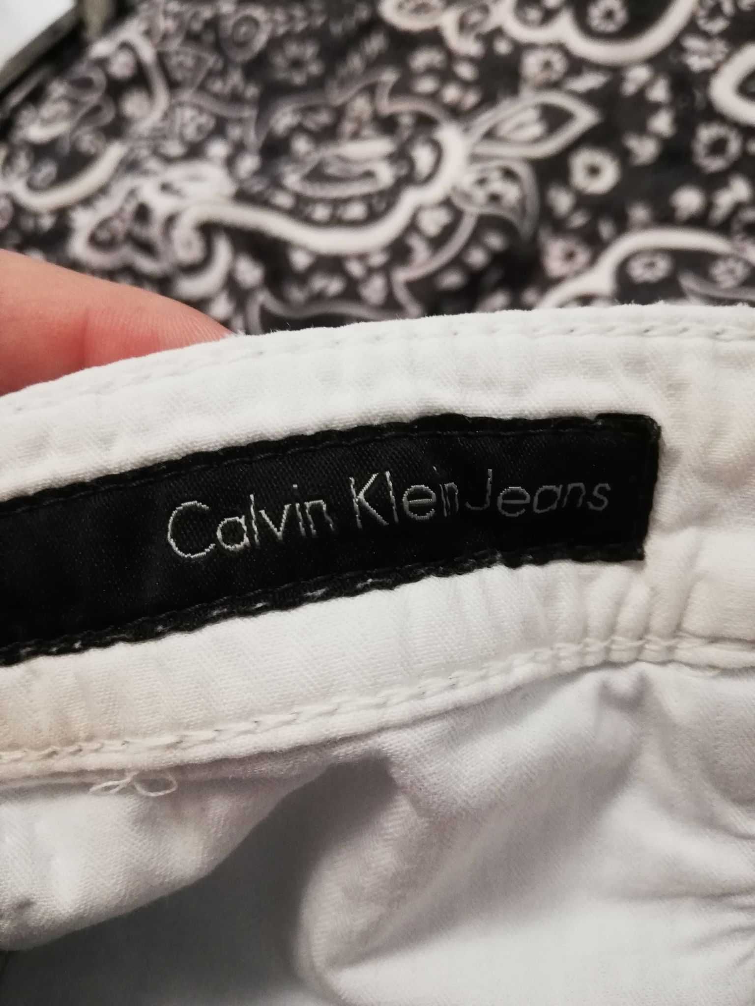 Оригинални дънкови панталонки Calvin Klein