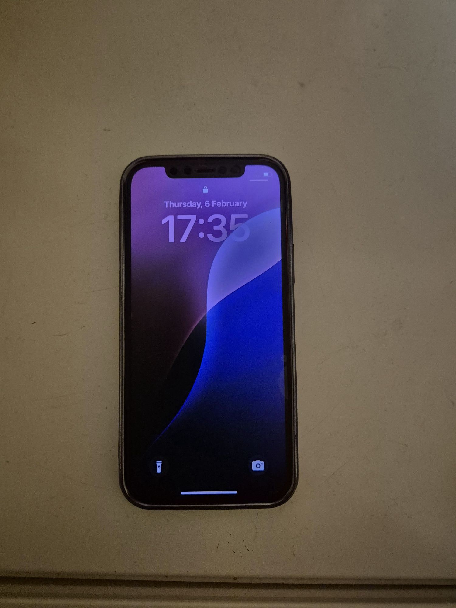 Iphone 12 128gb перфектно състояние