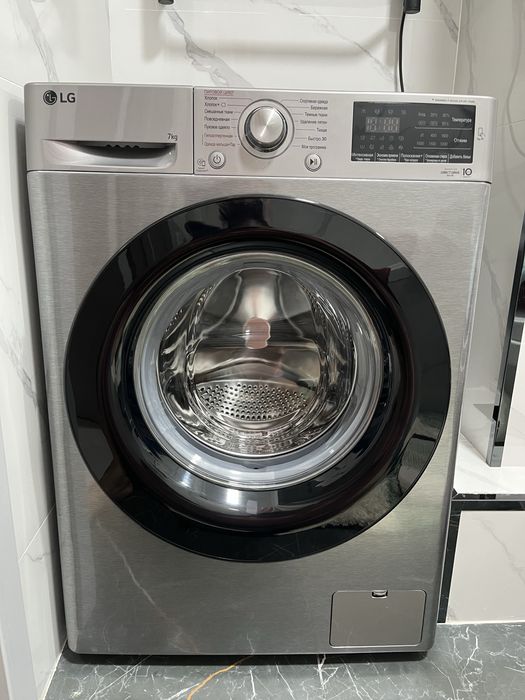 Продаеося почти новая стиральная машина