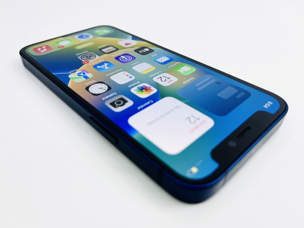 Apple iPhone 12 64GB Blue Отличен! Гаранция!