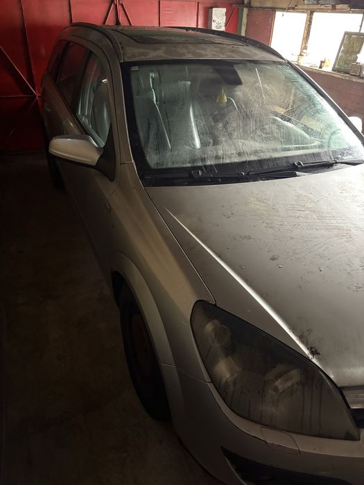Dezmembrez opel astra h 1.9 diesel an 2007