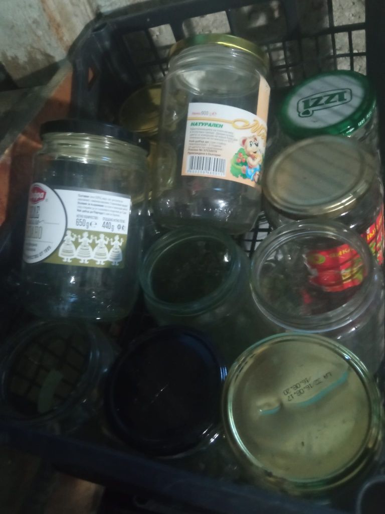 Буркани втора употреба
