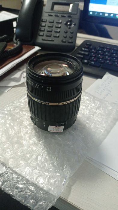 Объектив б/у без крышки