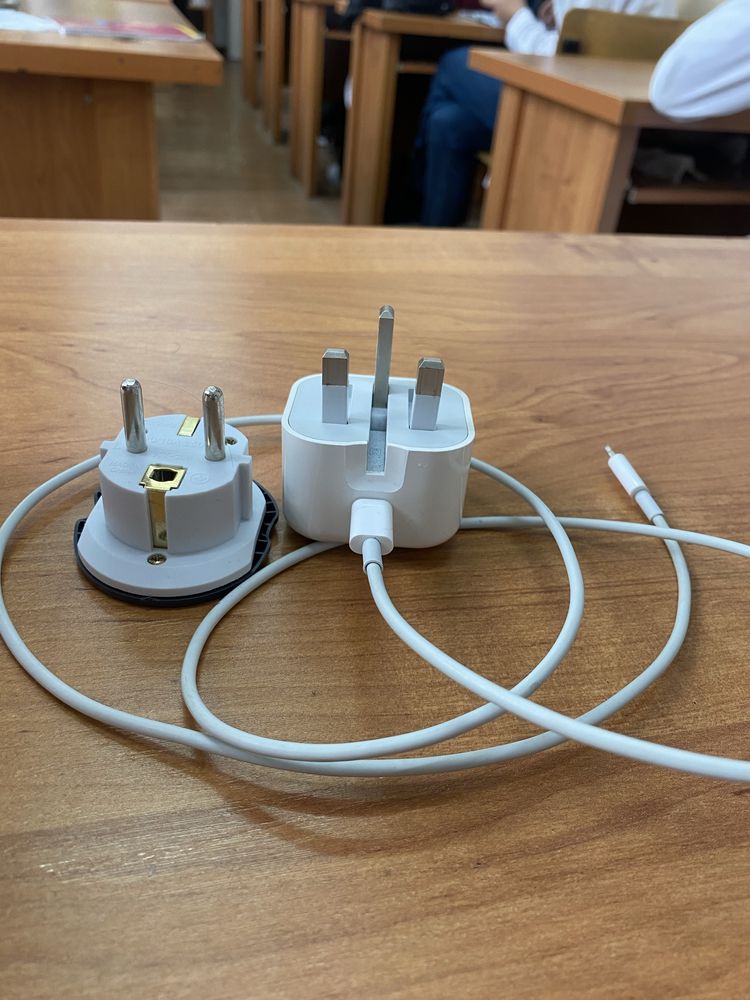 iPhone Galofka Original zaryadchik Adapter yangi Garantiya bor