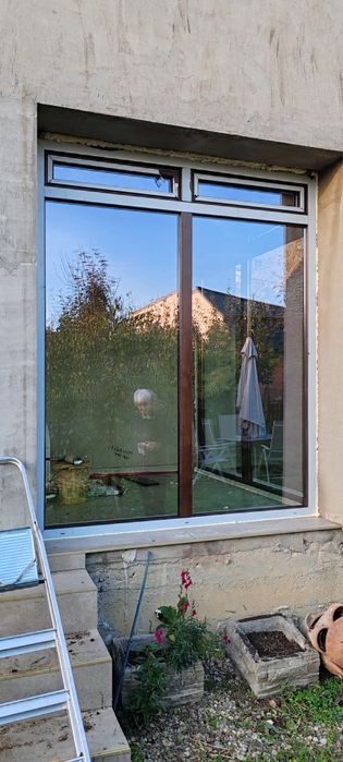 Termopane și Rulouri Exterioare