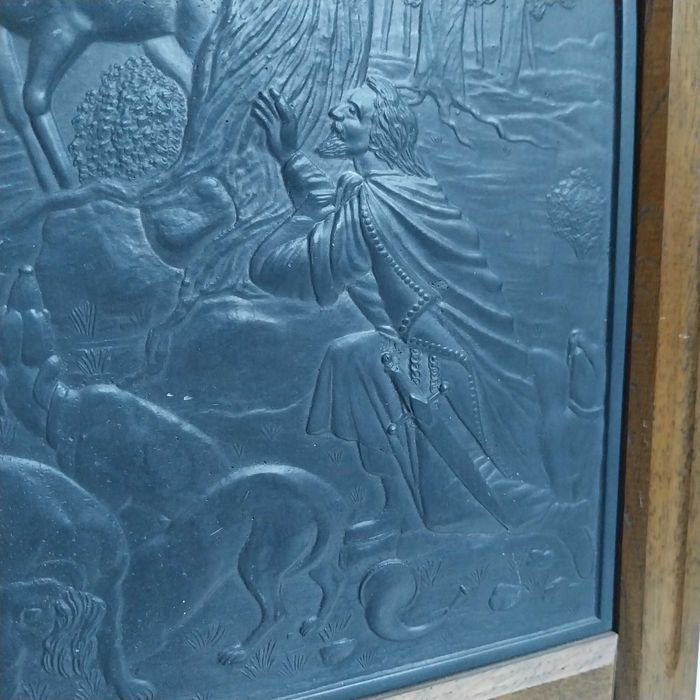 НАЙ ДОБРАТА ОФЕРТА Стара немска дървена кутия за ключове ,за стена.