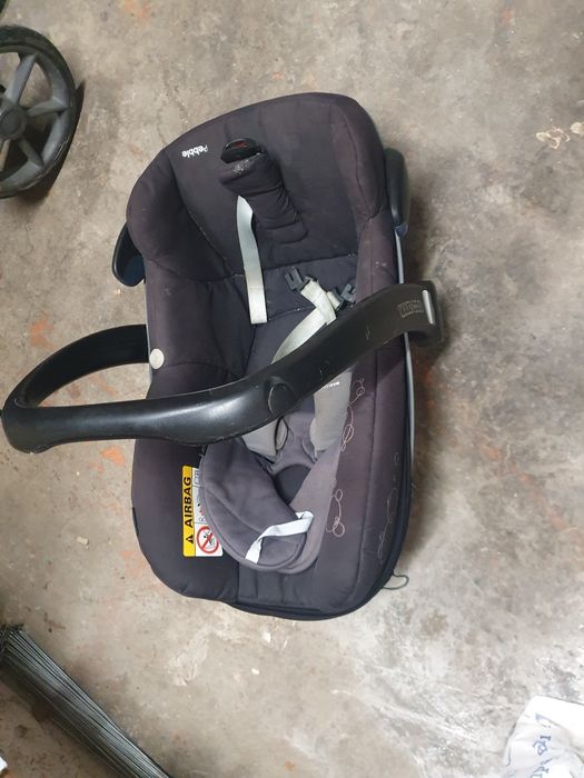 Maxi cosi family fix&pebble столче 0-13 кг
