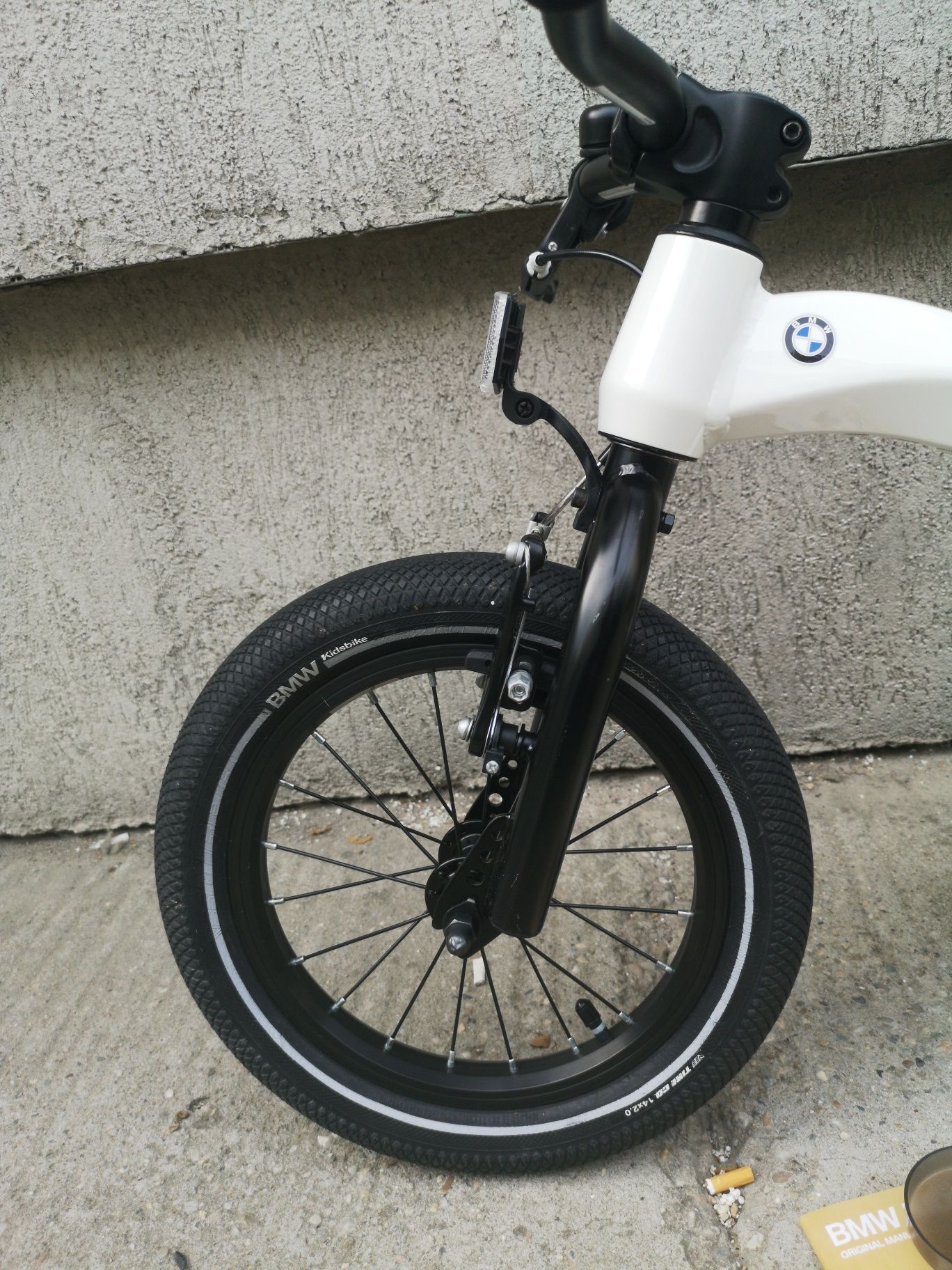 Bicicletă copii BMW Kidsbike 14 Zoll 2 in 1 alb perlat model 2021