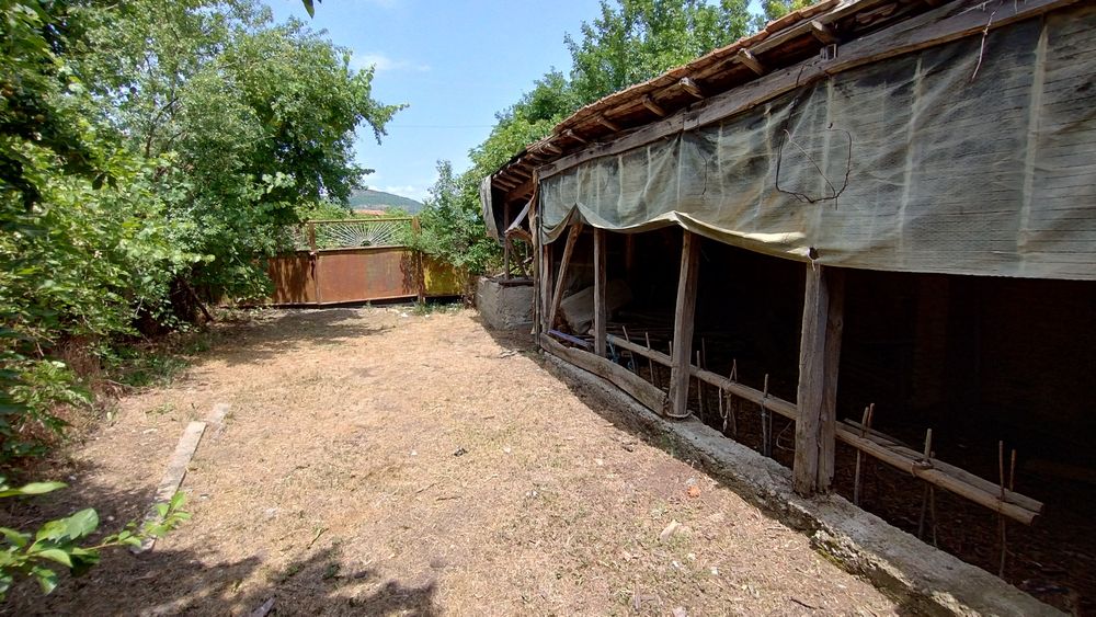 Продава се Къща в с. Петрич, Област София-област - 137 кв.м за 484 €/кв.м - Снимка #17