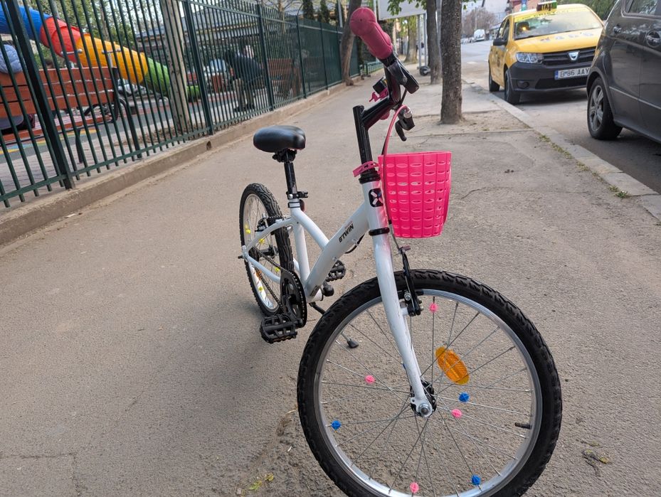 BWIN Bicicleta DECATHLON 20 INCH stare foarte buna