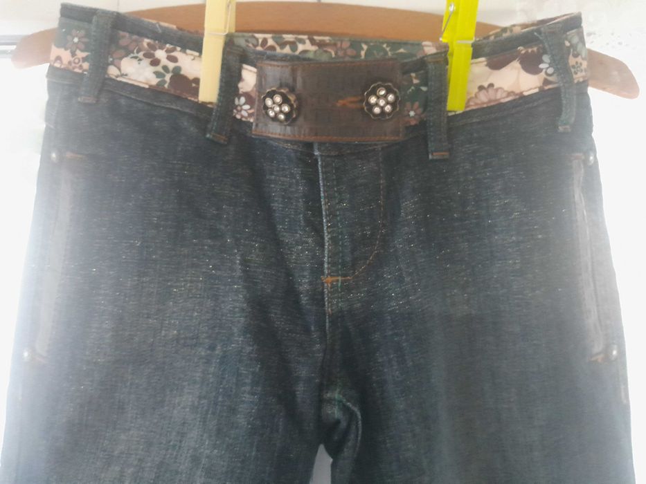 blugi eleganti elastici  cu sclipici