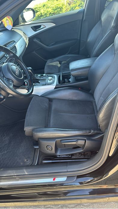 Vînd    Audi    A6