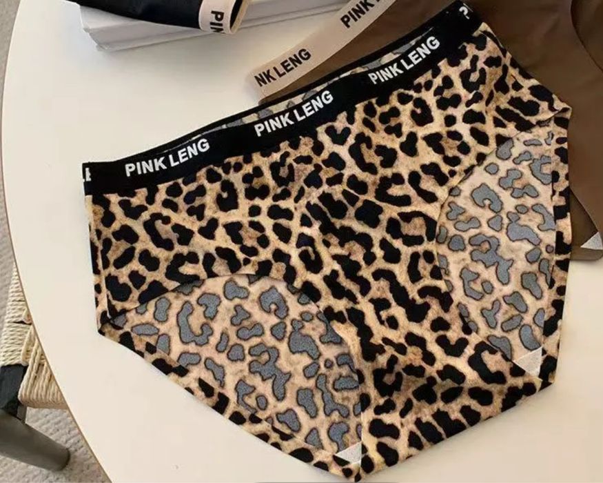 Новая одежда разная