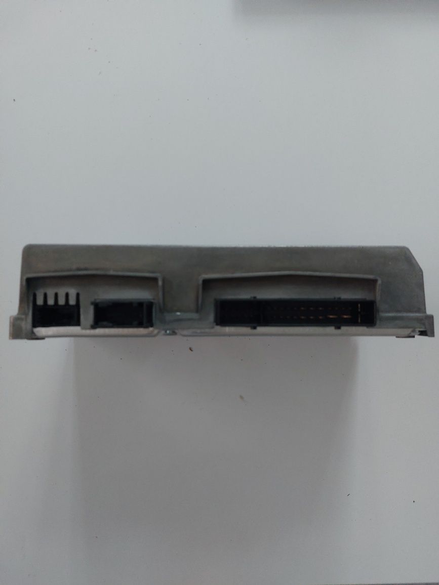 Усилвател Audi Bang & Olufsen  8T1035223A Audi A4 A5 S4 S5 RS4 RS5 Q5