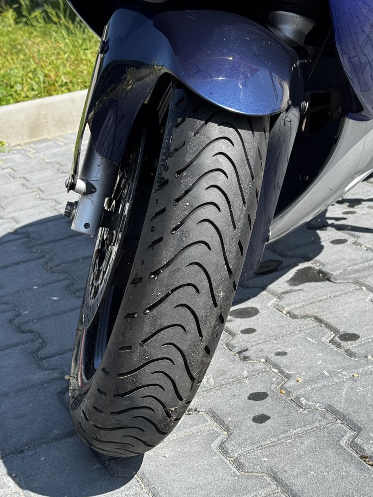 Yamaha Thundercat YZF600R