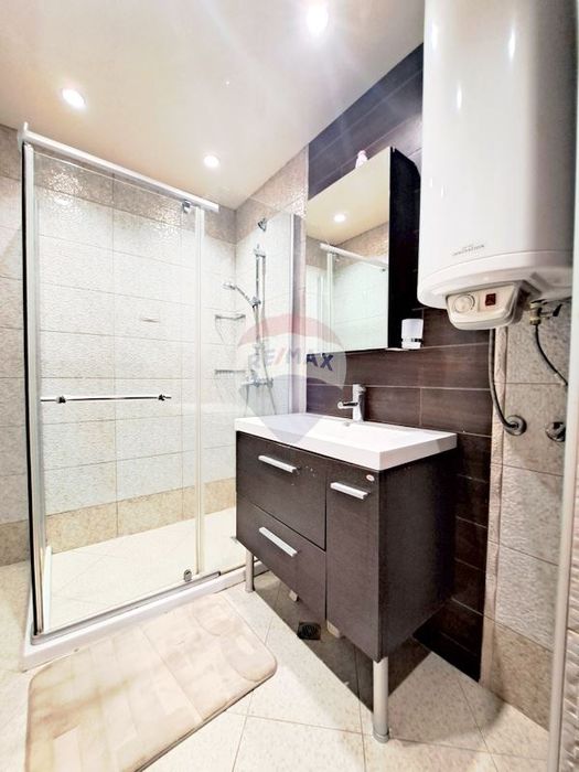 Продава се Четиристаен апартамент в Варна, Завод Дружба - 92 кв.м за 2816 €/кв.м - Снимка #9