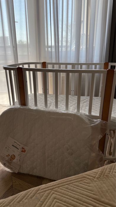 Продам манеж почти новое