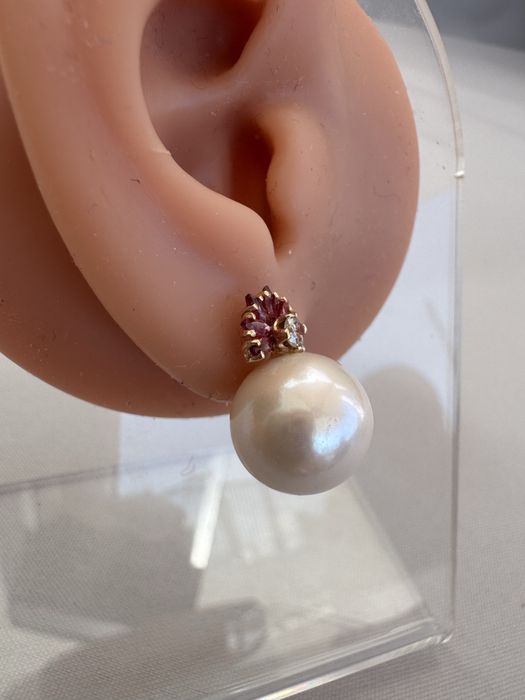 Cercei din aur, perle, diamante si rubine