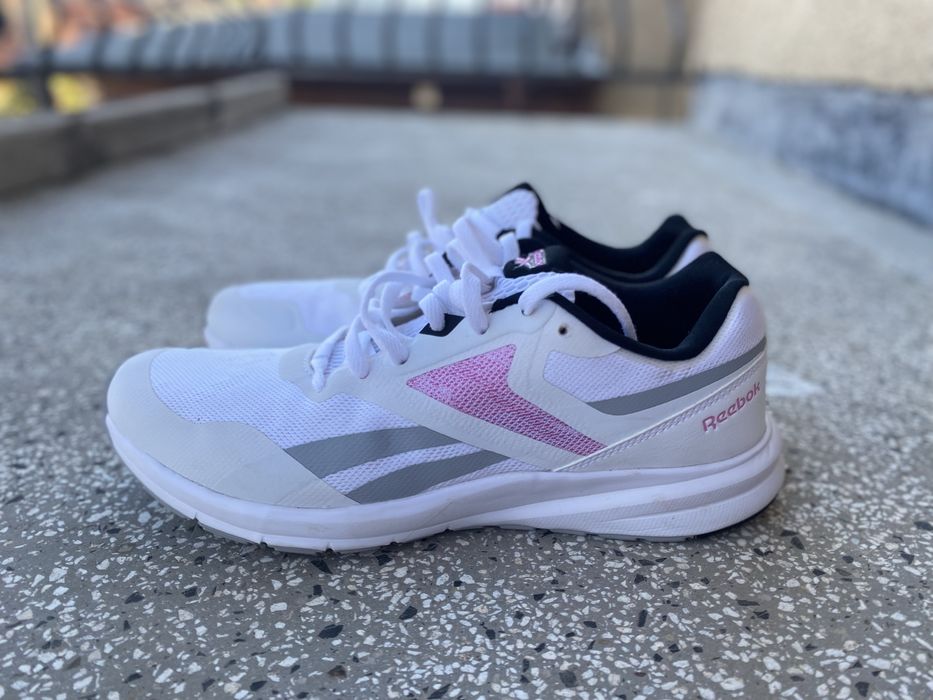 Маратонки Reebok , 39 номер