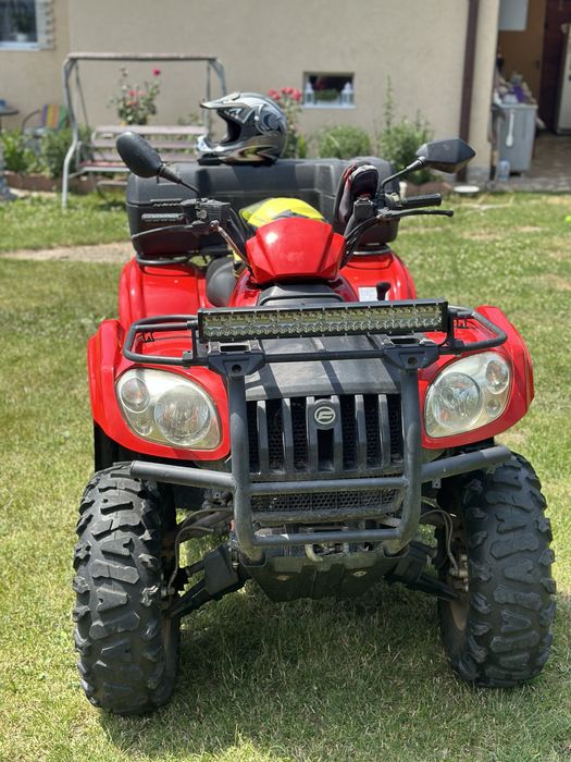 Vand atv cfmoto impecabil