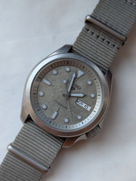 Vand/Schimb Seiko 5 SRPG63 Limited Edition