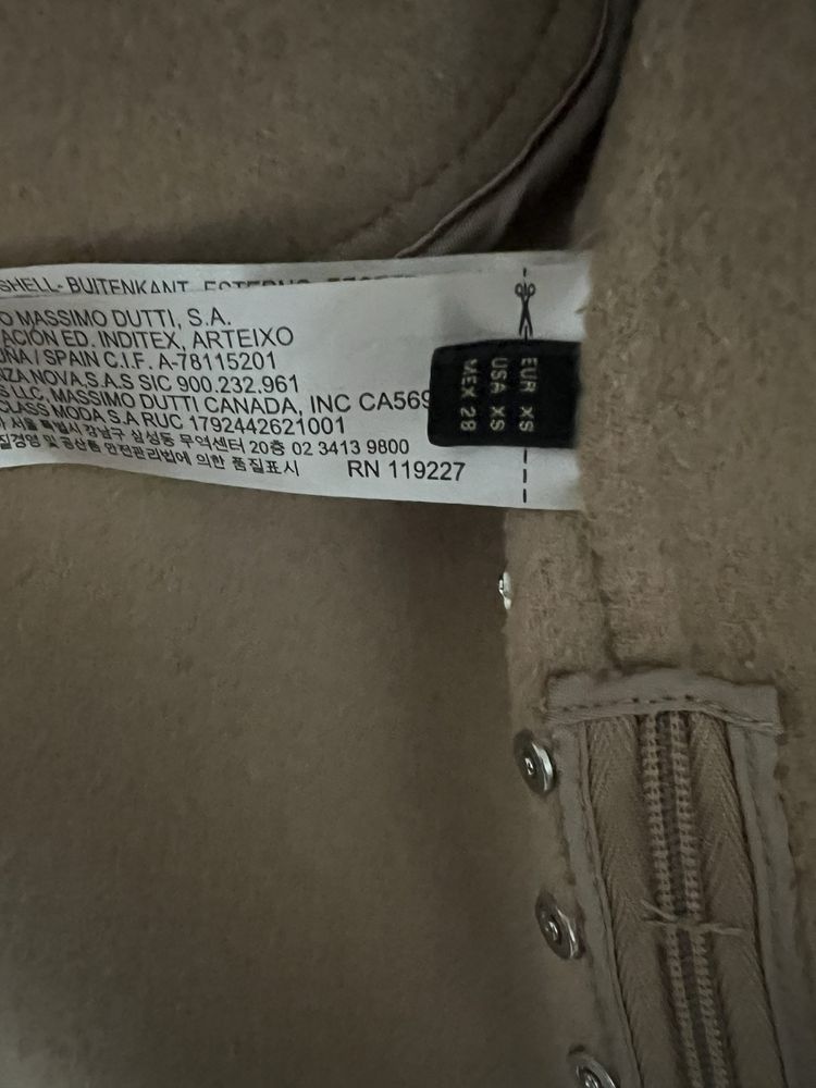 Дамски елеци Massimo Dutti и Zara