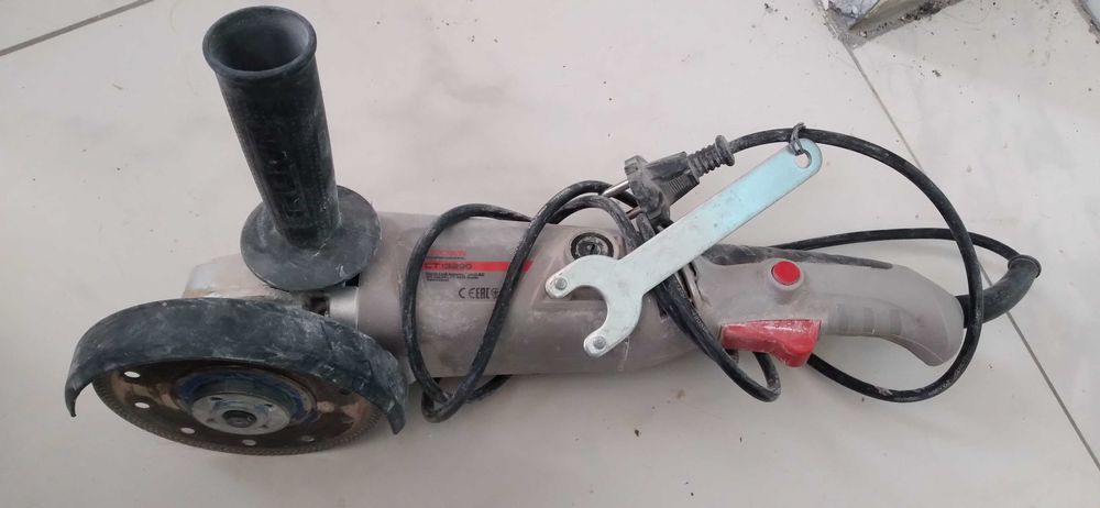 Болгарка в отличном