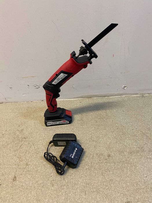Циркуляр ръчен Ø185mm 1300W RD-CS31 /	R20 Трион саблен quick 1x2Ah
