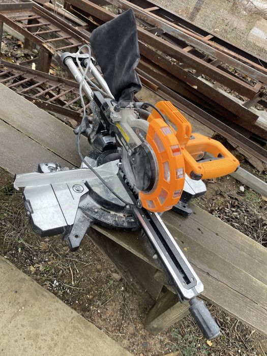 Торцовка пила торцовая пила