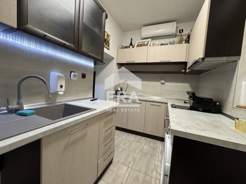 Продава се Тристаен апартамент в Силистра, Център - 78 кв.м за 1359 €/кв.м - Снимка #6