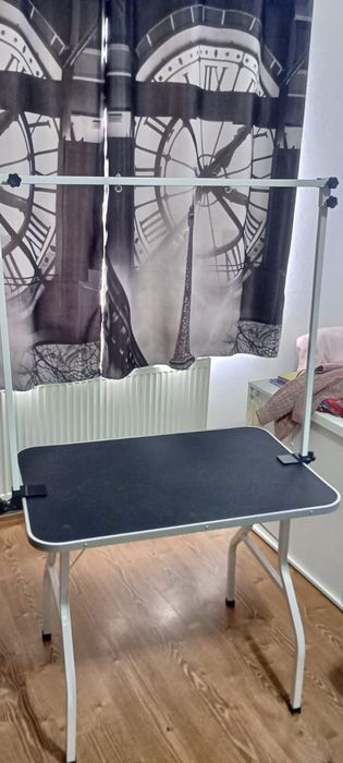 Masa de toaletaj canin – transportabilă
Vând masă de t