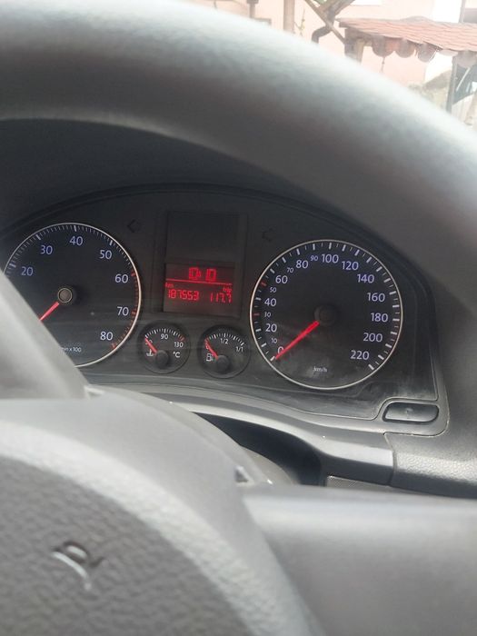 Vw Golf, 5 1.4 benzină