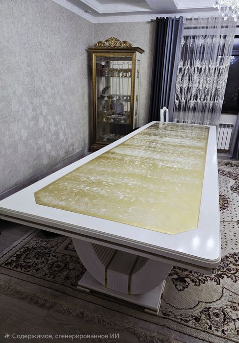 Продаётся стол для зала