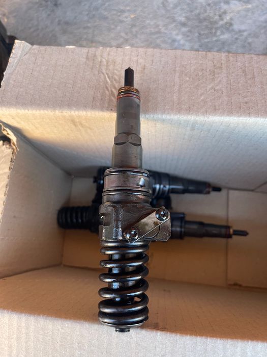 Части за голф 5 1.9 105 кс.