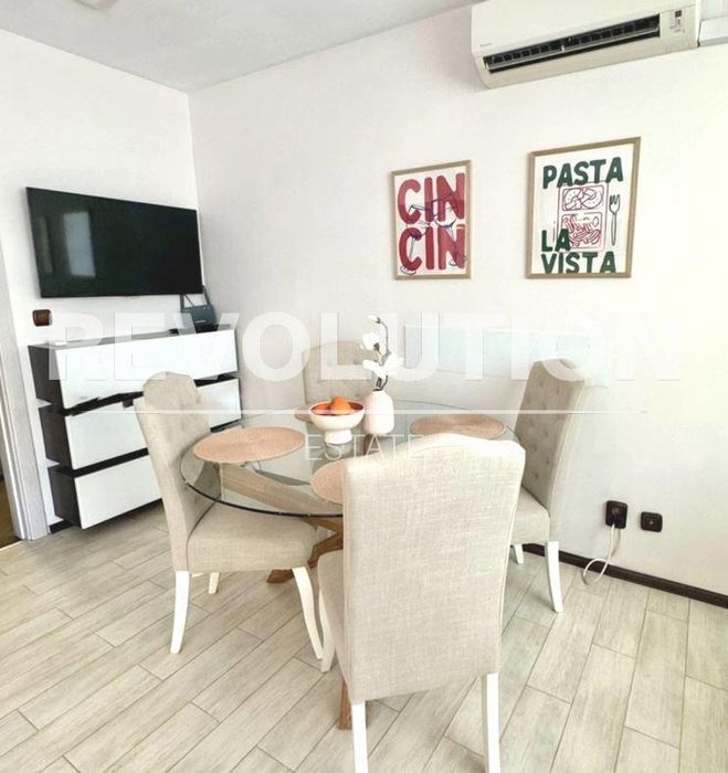 Дава се под наем Тристаен апартамент в Варна, Автогара - 85 кв.м за 700 € - Снимка #1