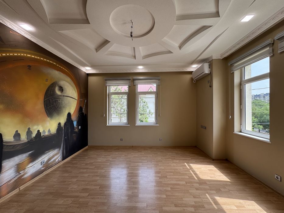 Сдается Евродом под ОФИС 3.2 сотки 9 комнат Шота Руставели Саламатина