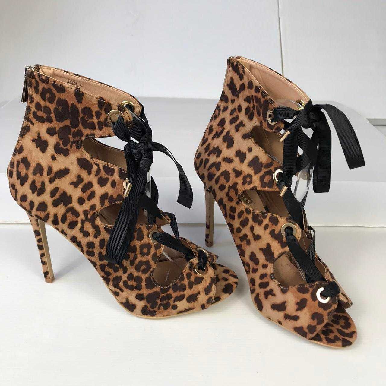Pantofi imprimeu leopard "Atmosphere", cu toc, marimea 38