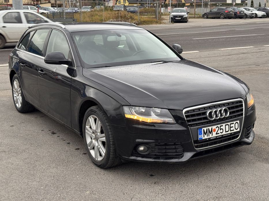 Audi A4 B8 2.0 TDI DSG 140cp fara avarii