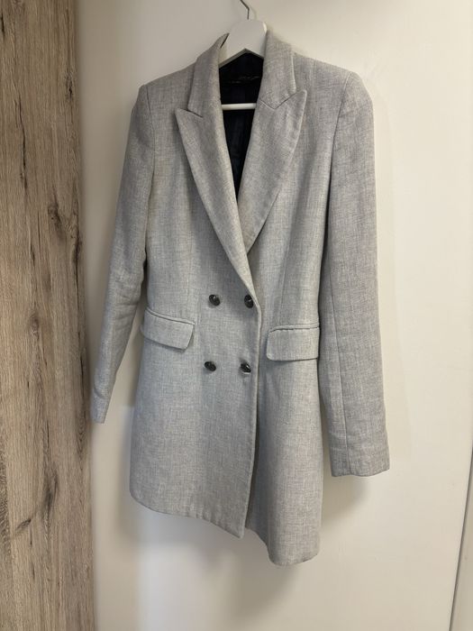 Sacou Zara lung, cambrat,modern si calitativ - impecabil - marime S/36