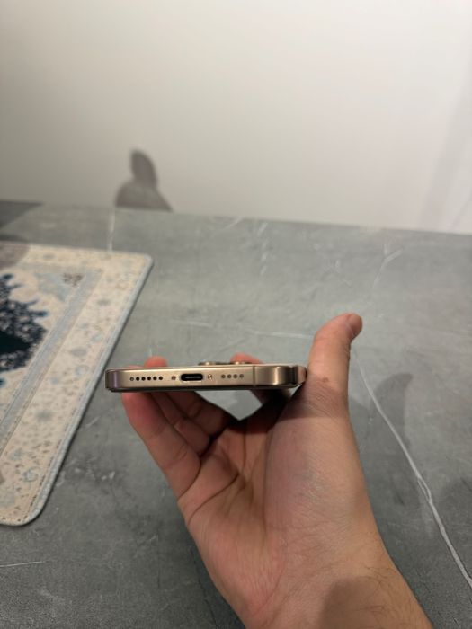 Iphone 16 pro max 256 gb desert