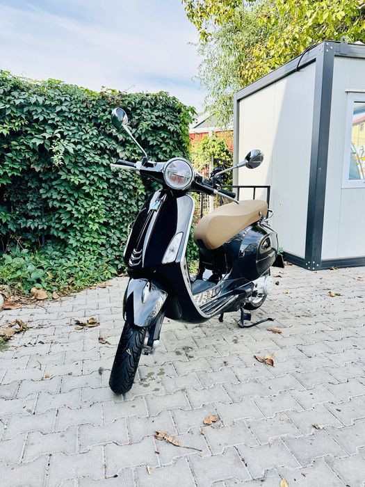Vespa Primavera 50 / 80 cm3, permis categ B