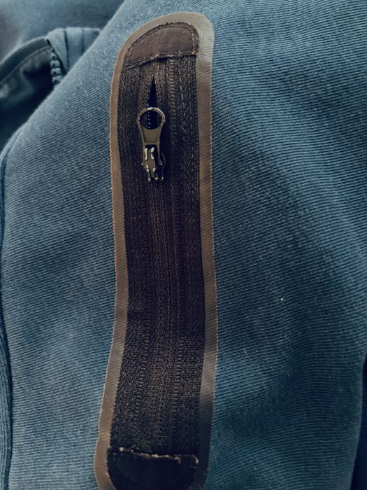 Nike tech albastru