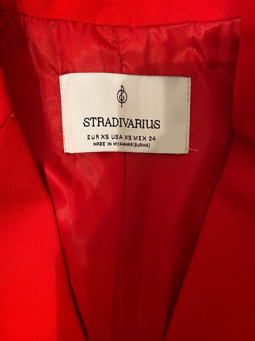 Sacou roșu Stradivarius