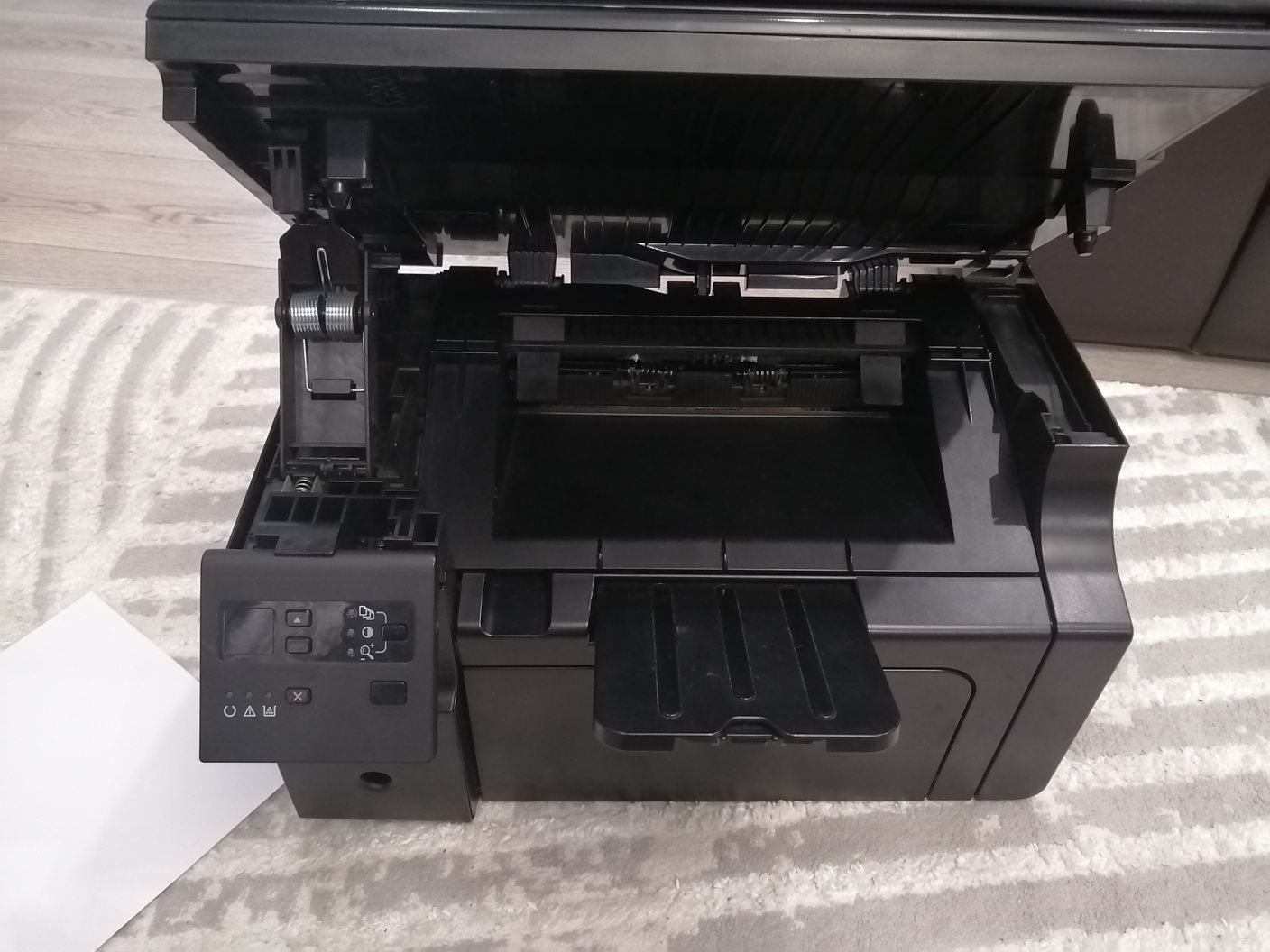 Продам Мфу 3в1 HP LaserJet M1132