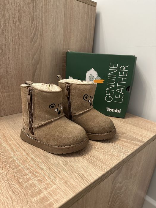 Продам детские зимние сапоги