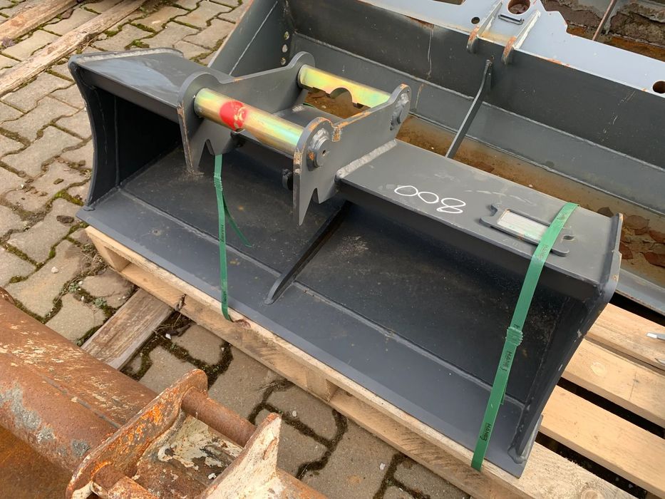 Cupa taluz noua miniexcavator MS03 de 3-5 tone