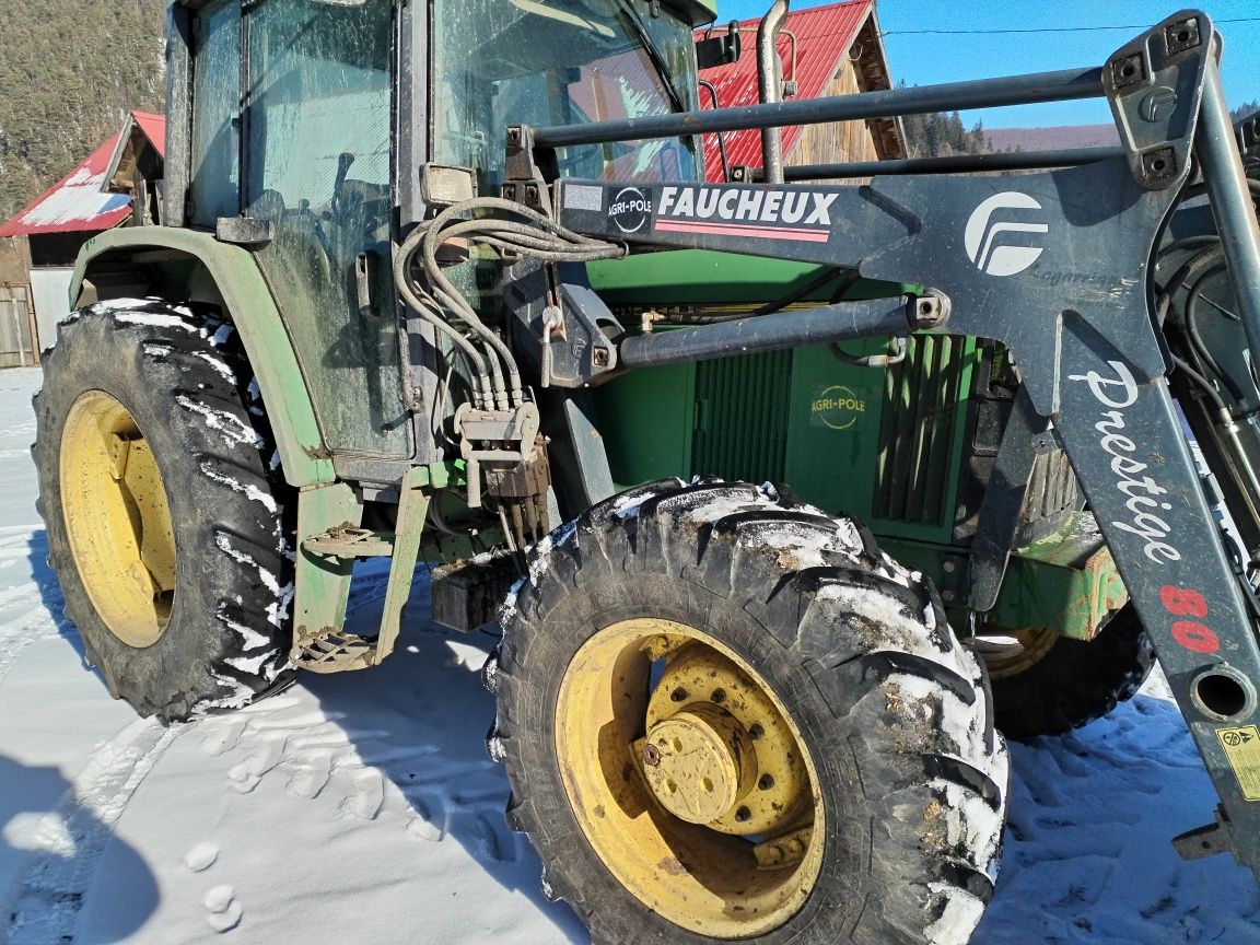 Tractor John Deere 6100