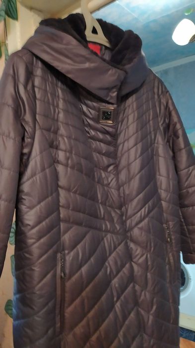Пальто зимнее,  осеннее ниже колен