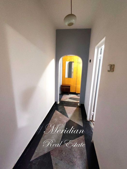 Дава се под наем Тристаен апартамент в Добрич, Център - 90 кв.м за 280 € - Снимка #7